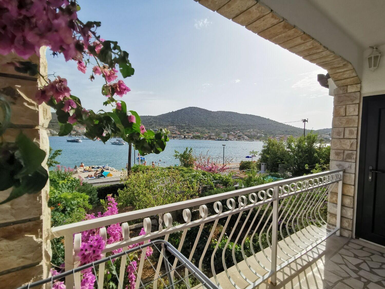 Vinišće Apartments Srdan מראה חיצוני תמונה