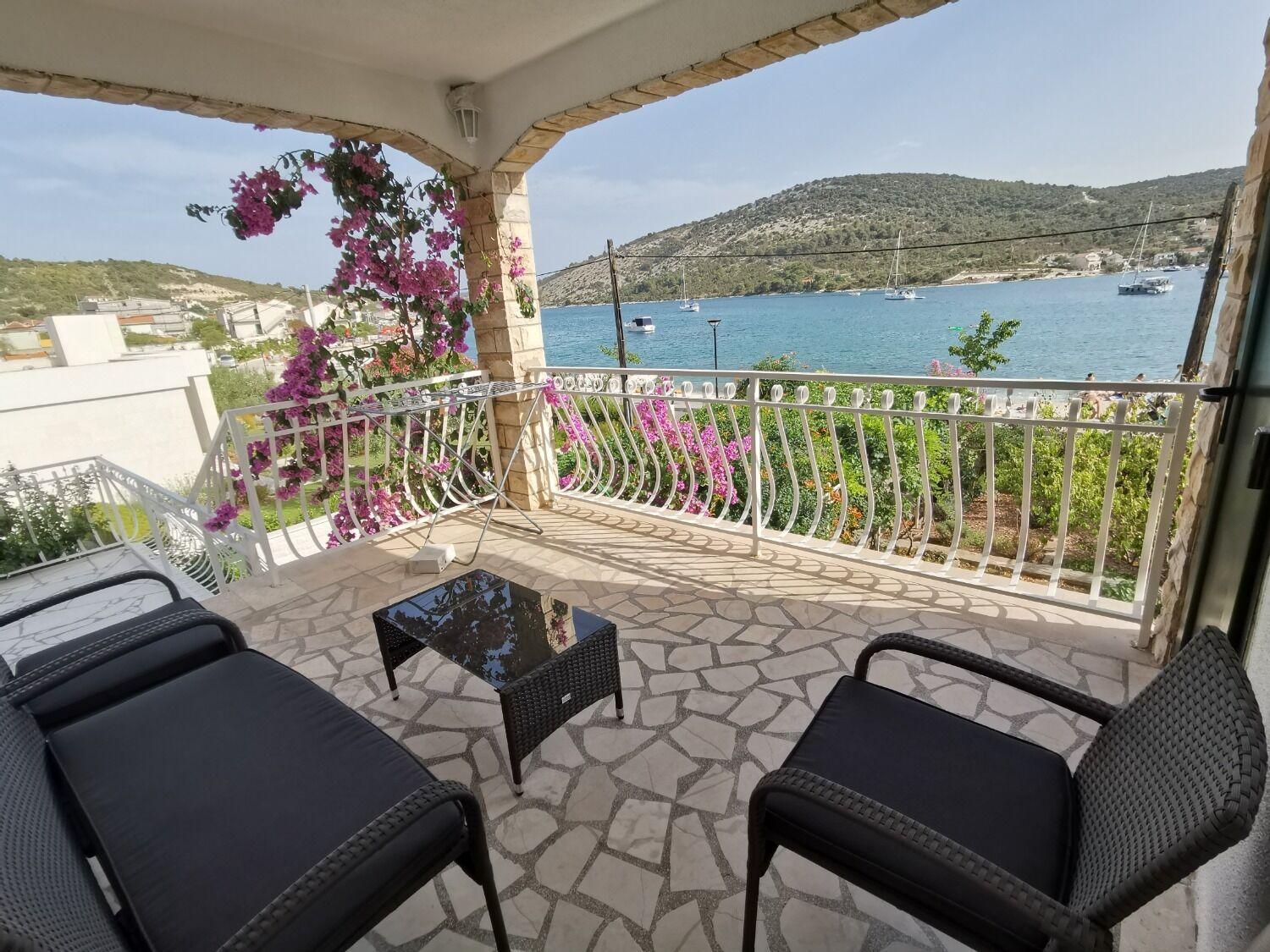 Vinišće Apartments Srdan מראה חיצוני תמונה